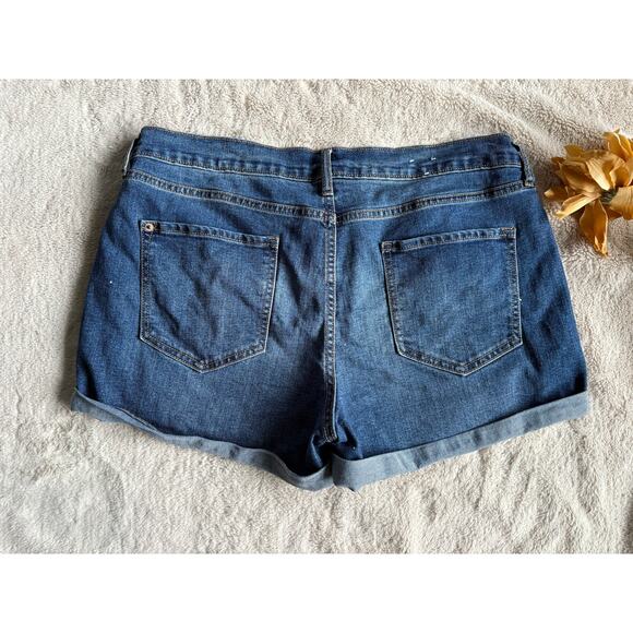 Old Navy Boyfriend Fit Jean Shorts Size 12 - Picture 4 of 5
